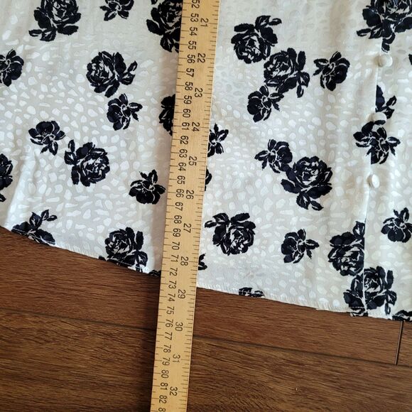 Lane Bryant Blouse Size 16 Button Up Black White Floral Balloon Sleeve Boho Top - Picture 15 of 16